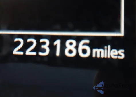 2017 Toyota Rav4 Xle from USA, damaged, VIN JTMWFREV0HJ102289